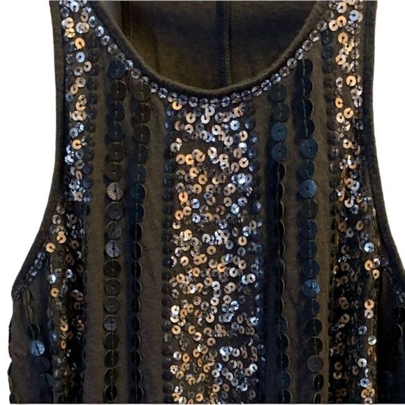 ‎3 for $30! Express sequin tank top - Picture 2 of 7